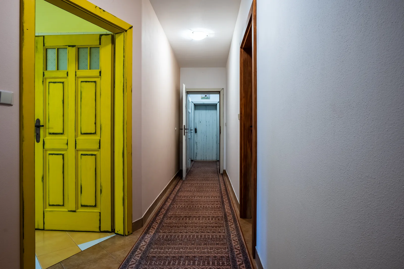 Chodba - druhý pohled