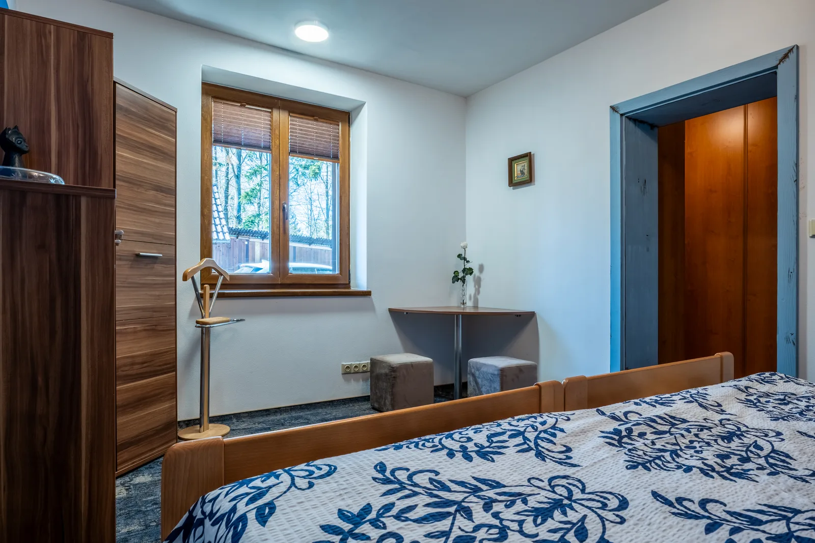 Hostinský pokoj - třetí úhel