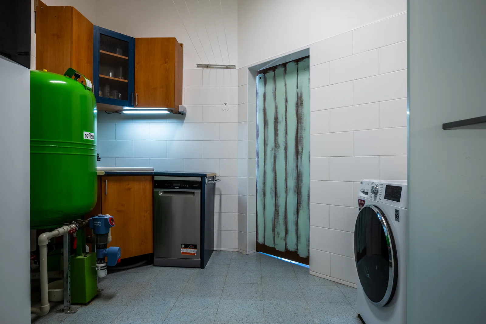 Technické zázemí - čtvrtý pohled